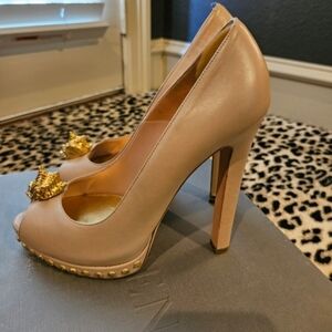 Alexander McQueen barnacle skull nude pumps size 39